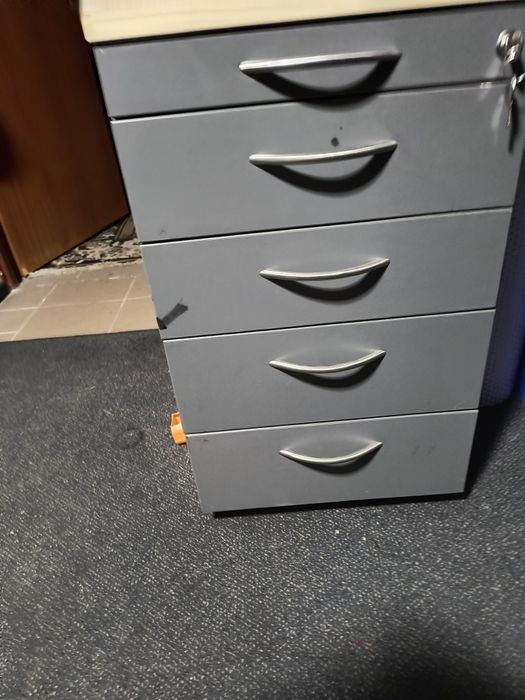 Szafka na narzędzia