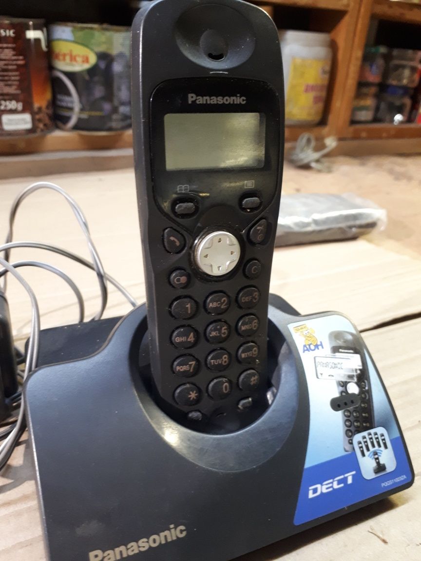Радиотелефон
Panasonic 
KX-TCD 435 UA UAB
Полностью в отличном, рабоче