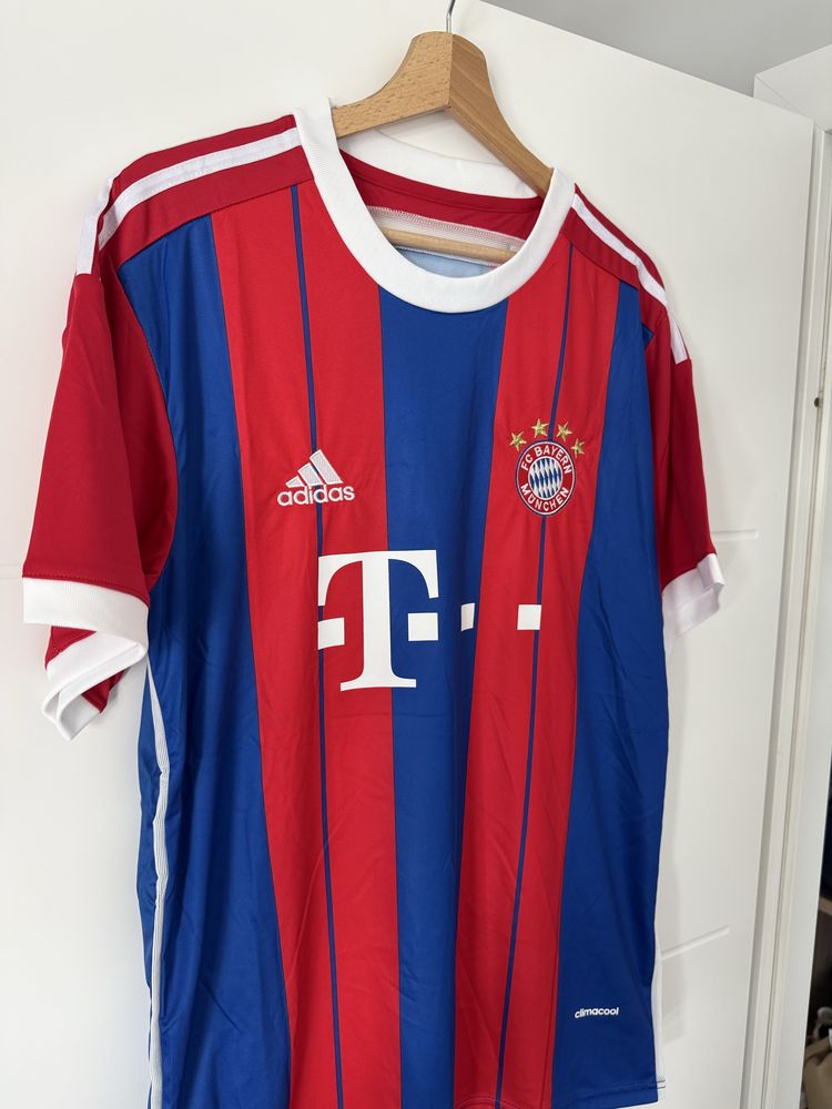 Nowa koszulka kolekcjonerska Bayern/Robben r.l s.15/16