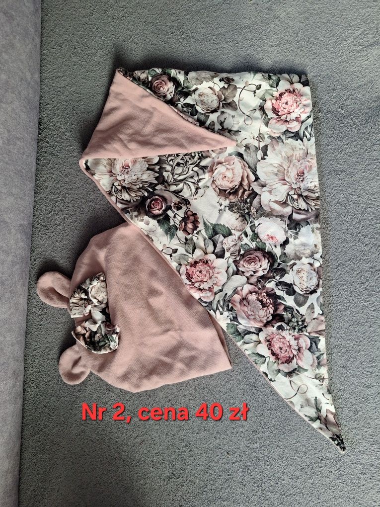 Czapki dla dziewczynki