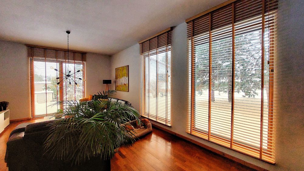 Plisy, rolety rzymskie, żaluzje drewniane aluminiowe, rolety w kasecie