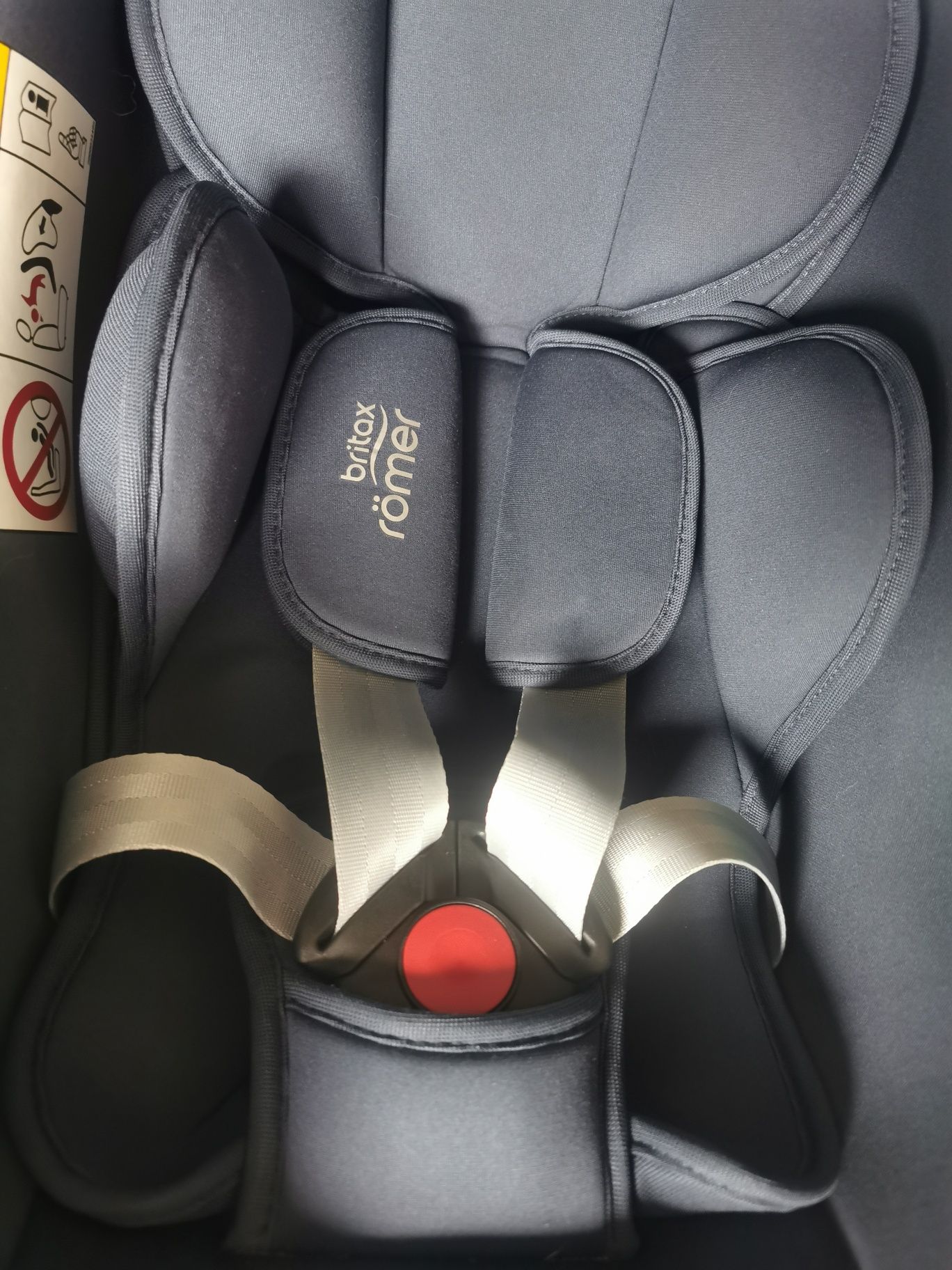 Fotelik Britax Römer BABY-SAFE iSENSE+adaptery