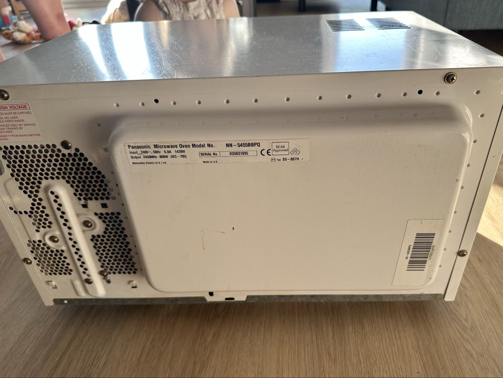 Kuchenka mikrofalowa Panasonic nn-5455bbpq