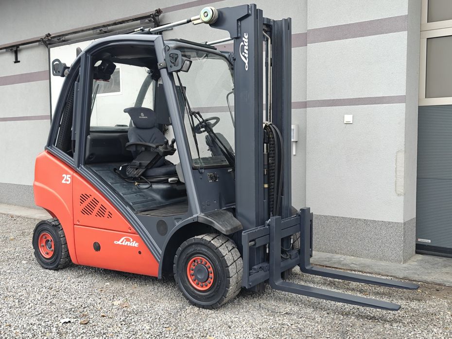 Wózek widłowy Linde H25 Triplex 5m Wolny Skok 4 sekcje Sprowadzony