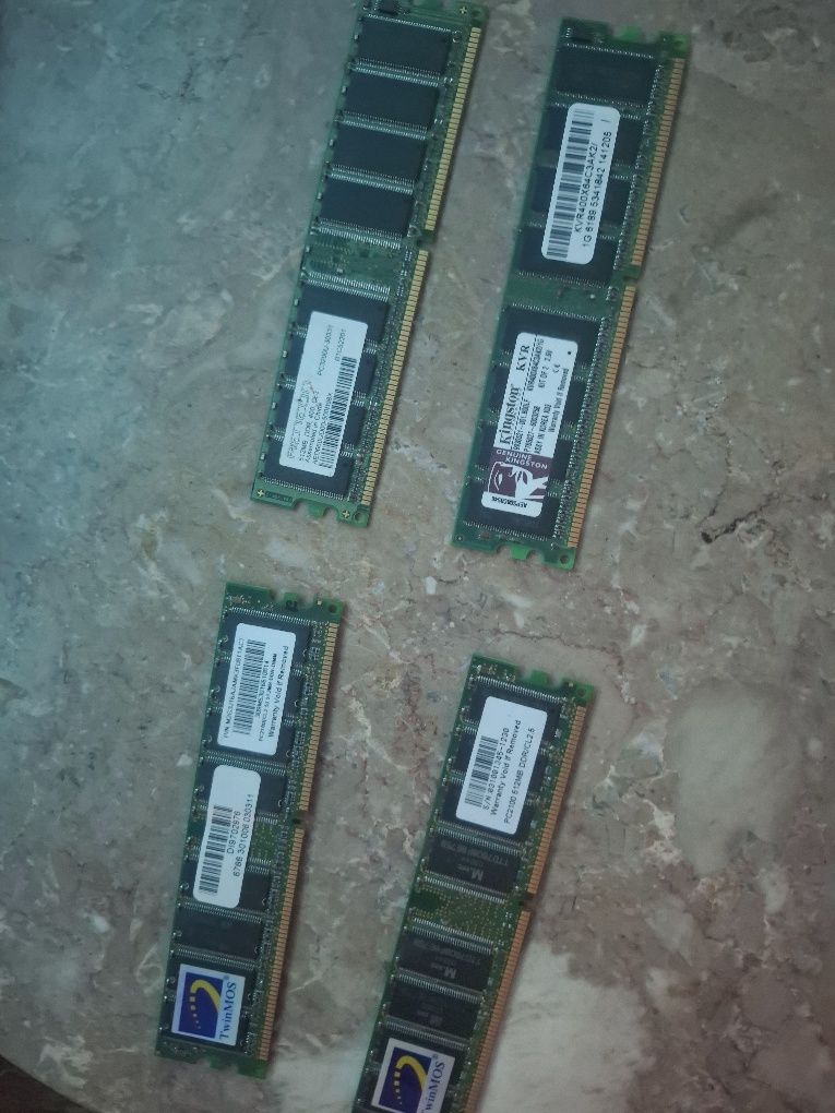 Memória ram pc 3xddr 512mb e 1xgb