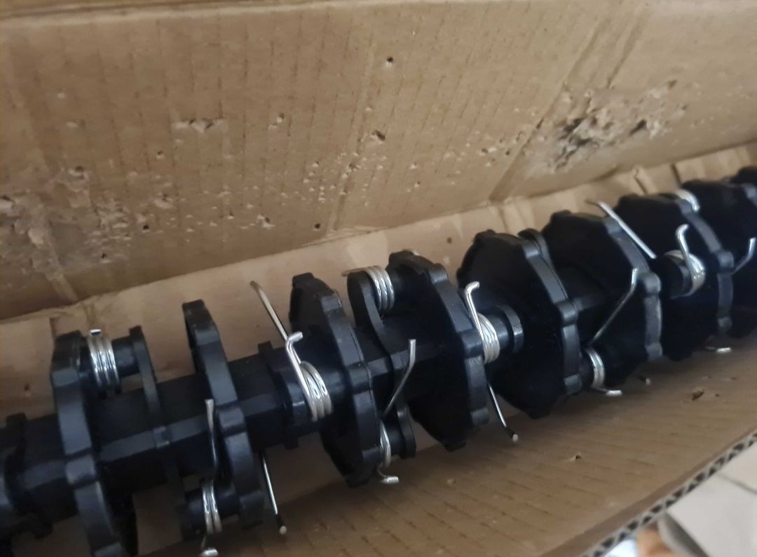 Elektryczny wertykulator kultywator 2w1 napowietrzacz trawnika 1800 W