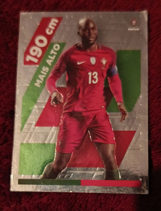 Cromo do jogador mais alto 190 cm