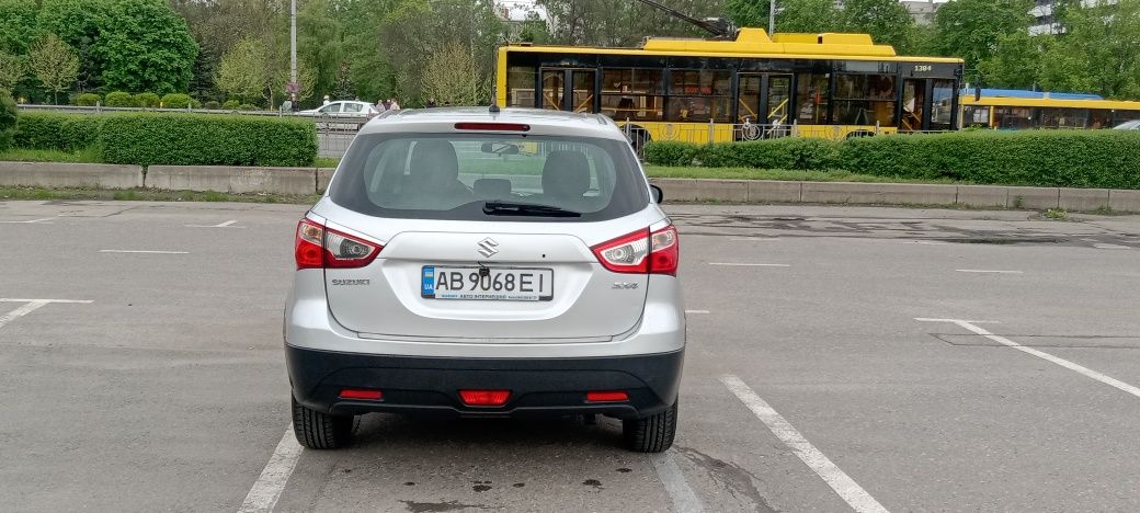 Продам Suzuki SX4 2016