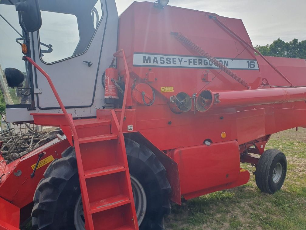 Kombajn zbożowy Sampo 580 / Bizon 2020 / Massey 16