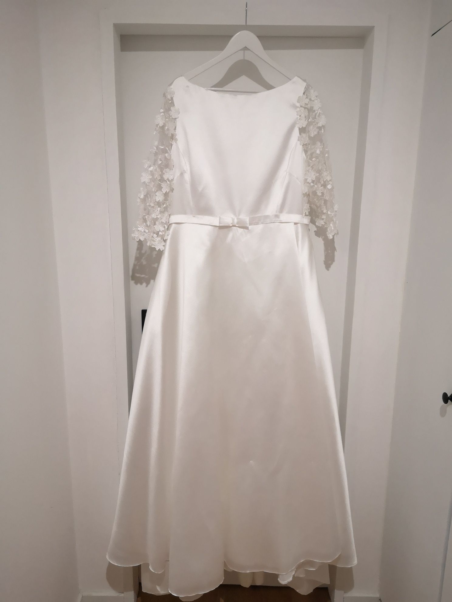 Vestido de Noiva PLUS SIZE NOVO