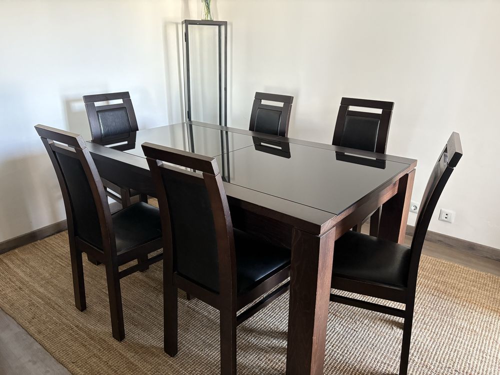 Mesa sala jantar em madeira maciça com 6 cadeiras