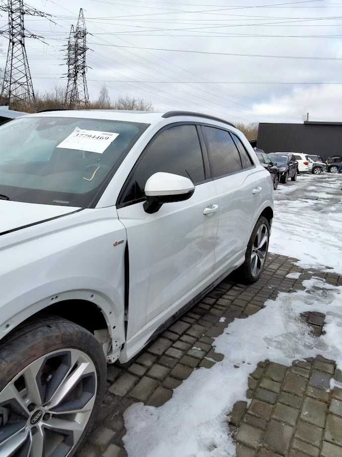 Audi Q3 S Line Premium Plus 2022