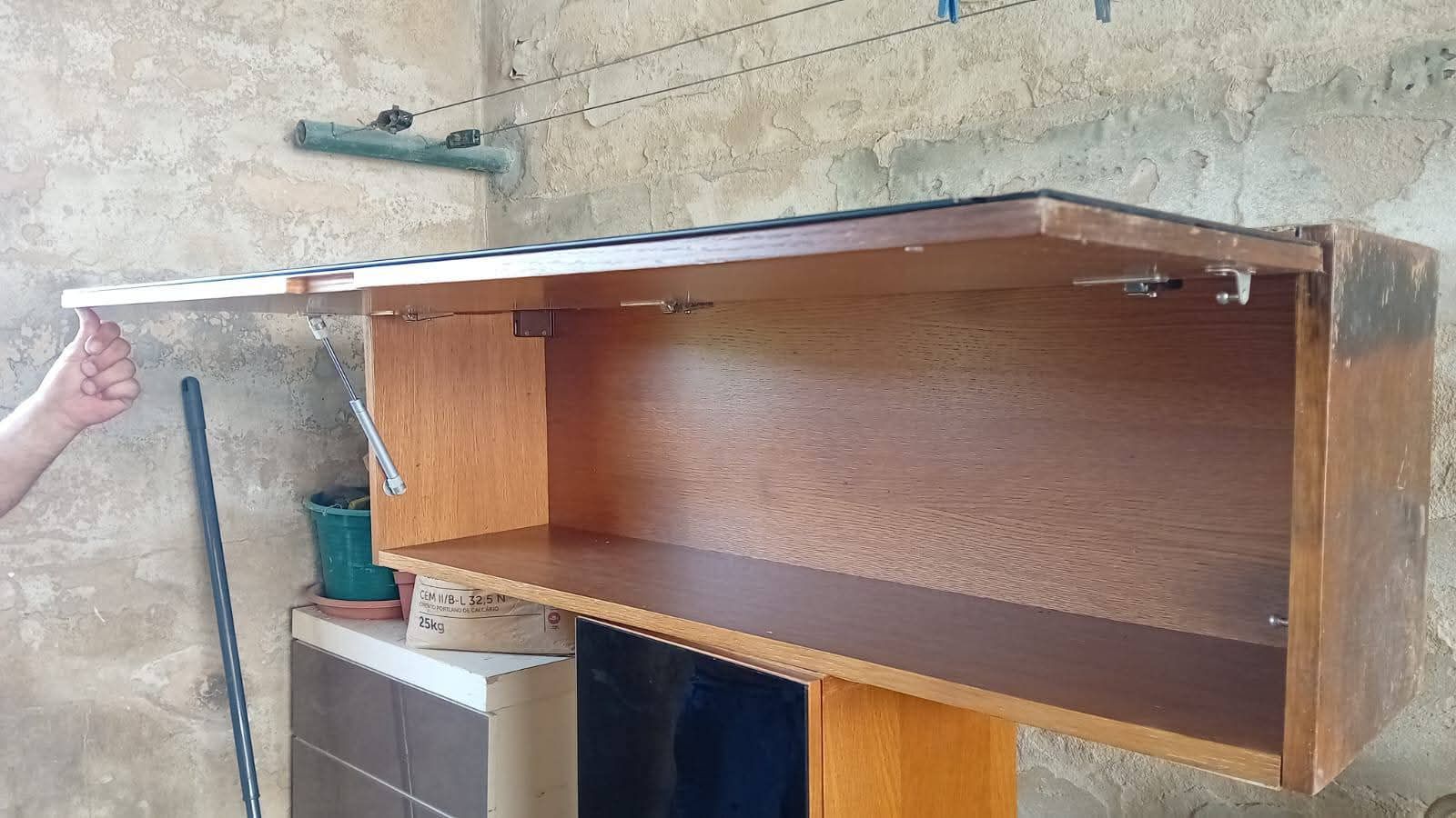 Móvel de sala de fixar na parede