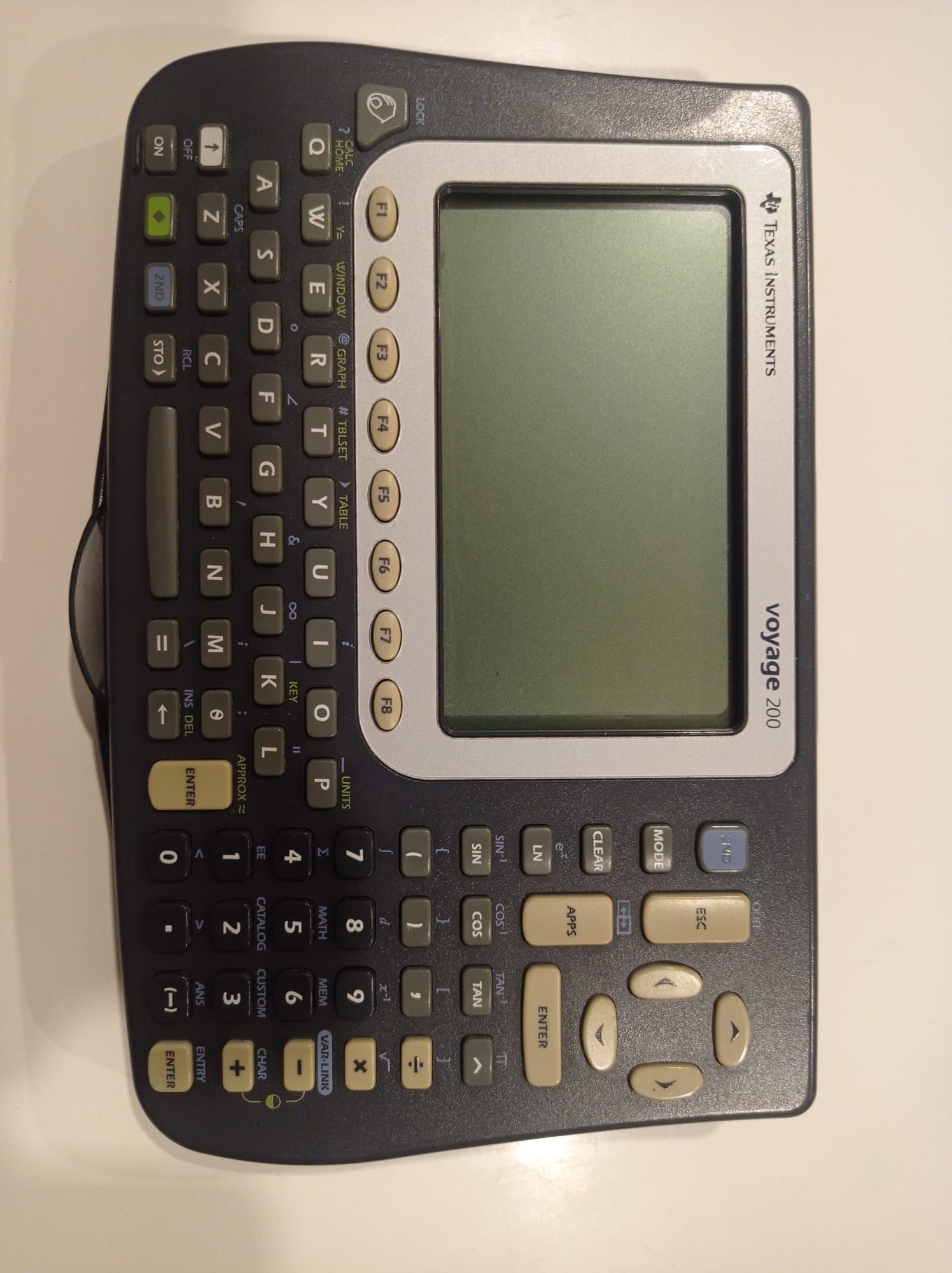 Texas Instruments Voyage 200
Máquina de calcular
100€