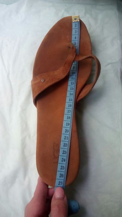 UGG кожаные шлепанцы шлепки 27см