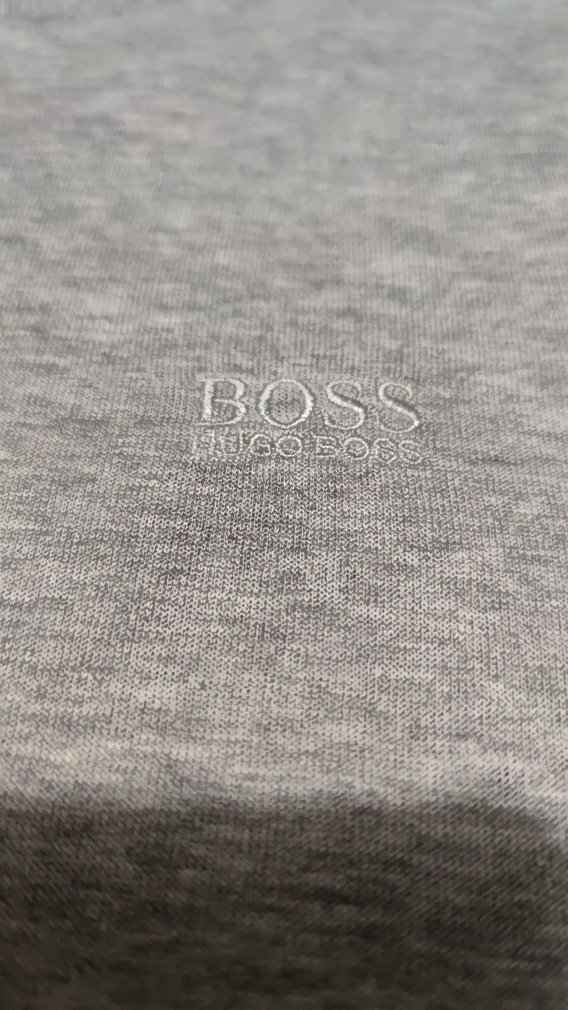 Bluza Hugo Boss rozm S stan idealny