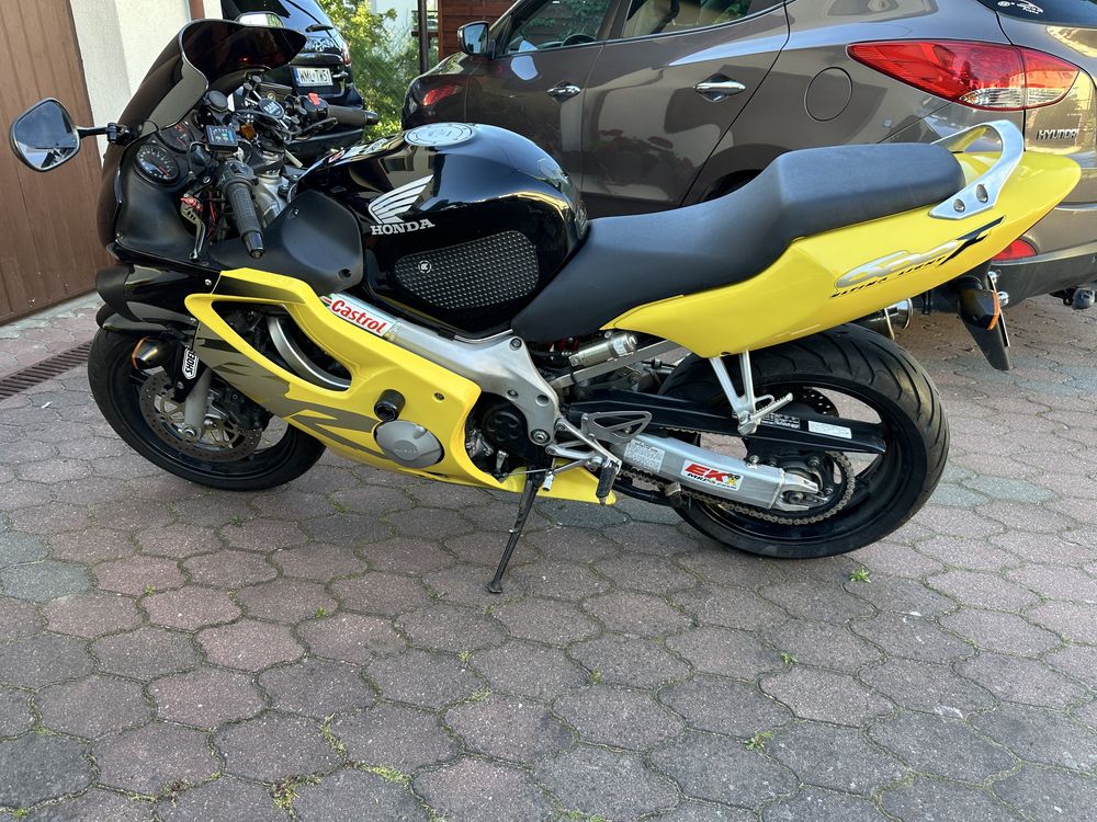 Honda CBR 600 F4 F4i PC35 zadbana po serwisie