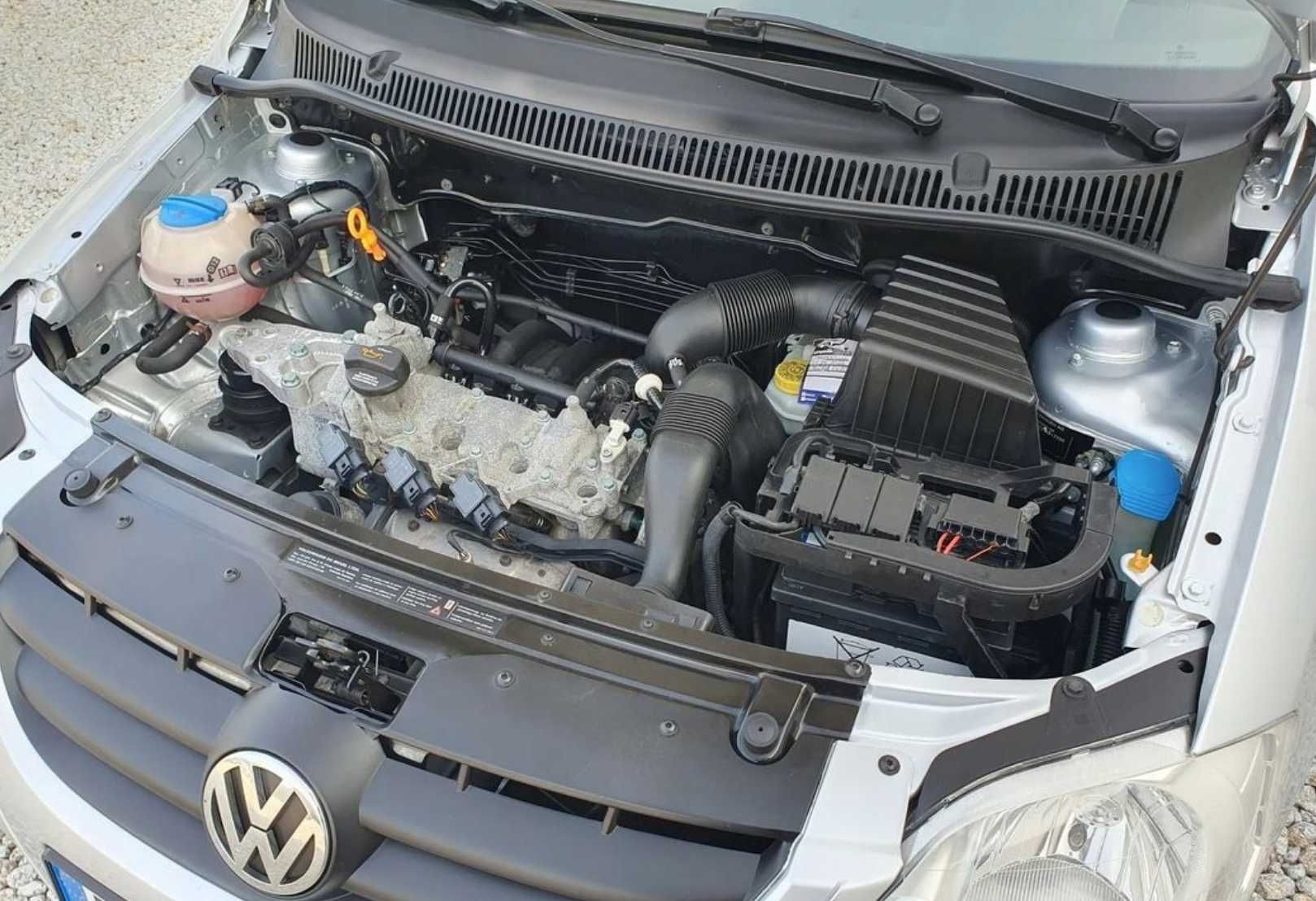 Разборка Volkswagen Fox 1.2 бампер комплектний