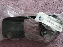 Osłona zawiasu prawa do BMW E46