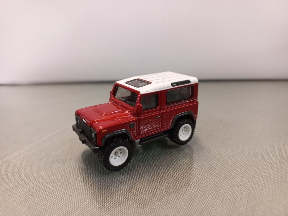 Hot Wheels Premium Land Rover