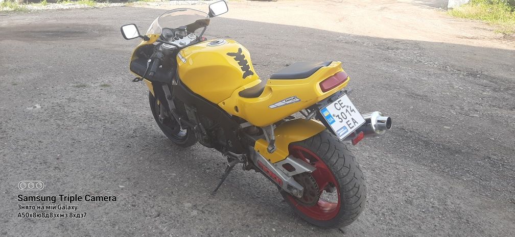 Мотоцикл Кавасакі ZXR-750