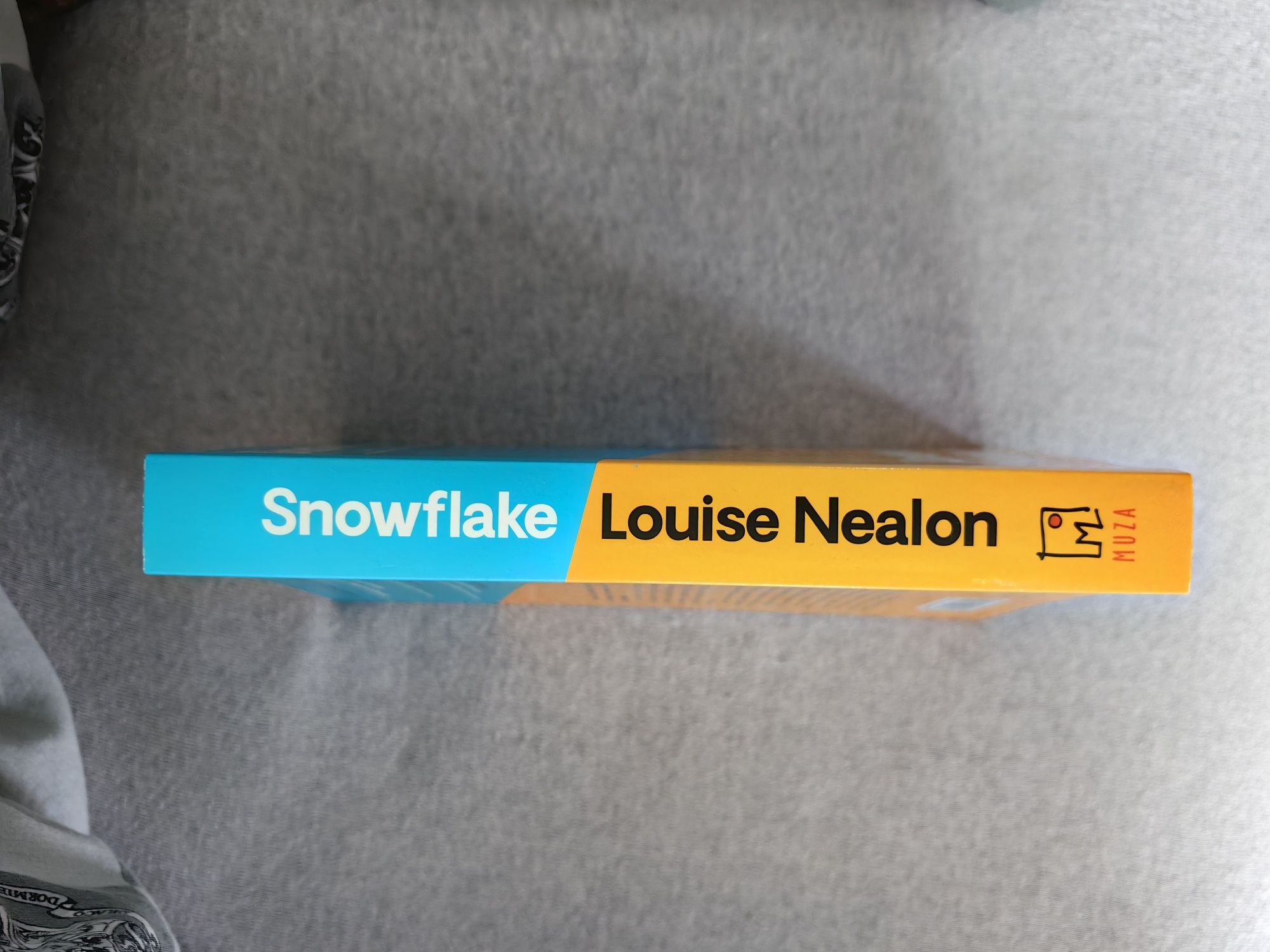 Książka Louise Nealon - Snowflake