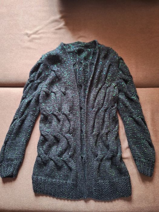 Віддам шерстяний кардиган