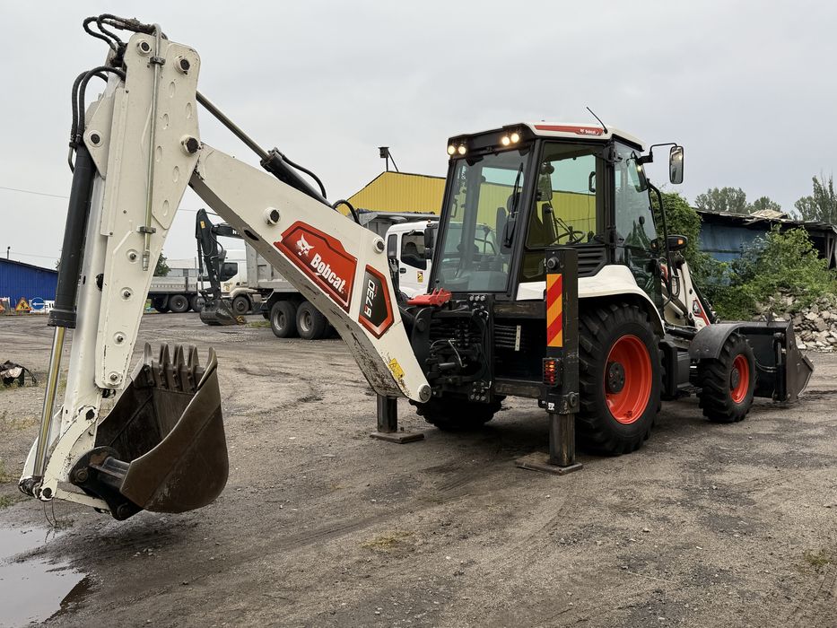 Продам Экскаватор-Погрузчик BobCat B730R 2021 год в отличном состоянии