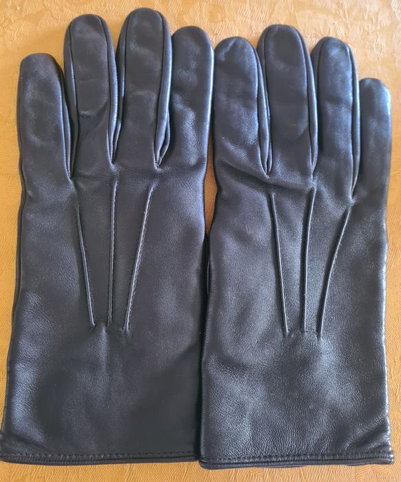 Luvas de pele de homem