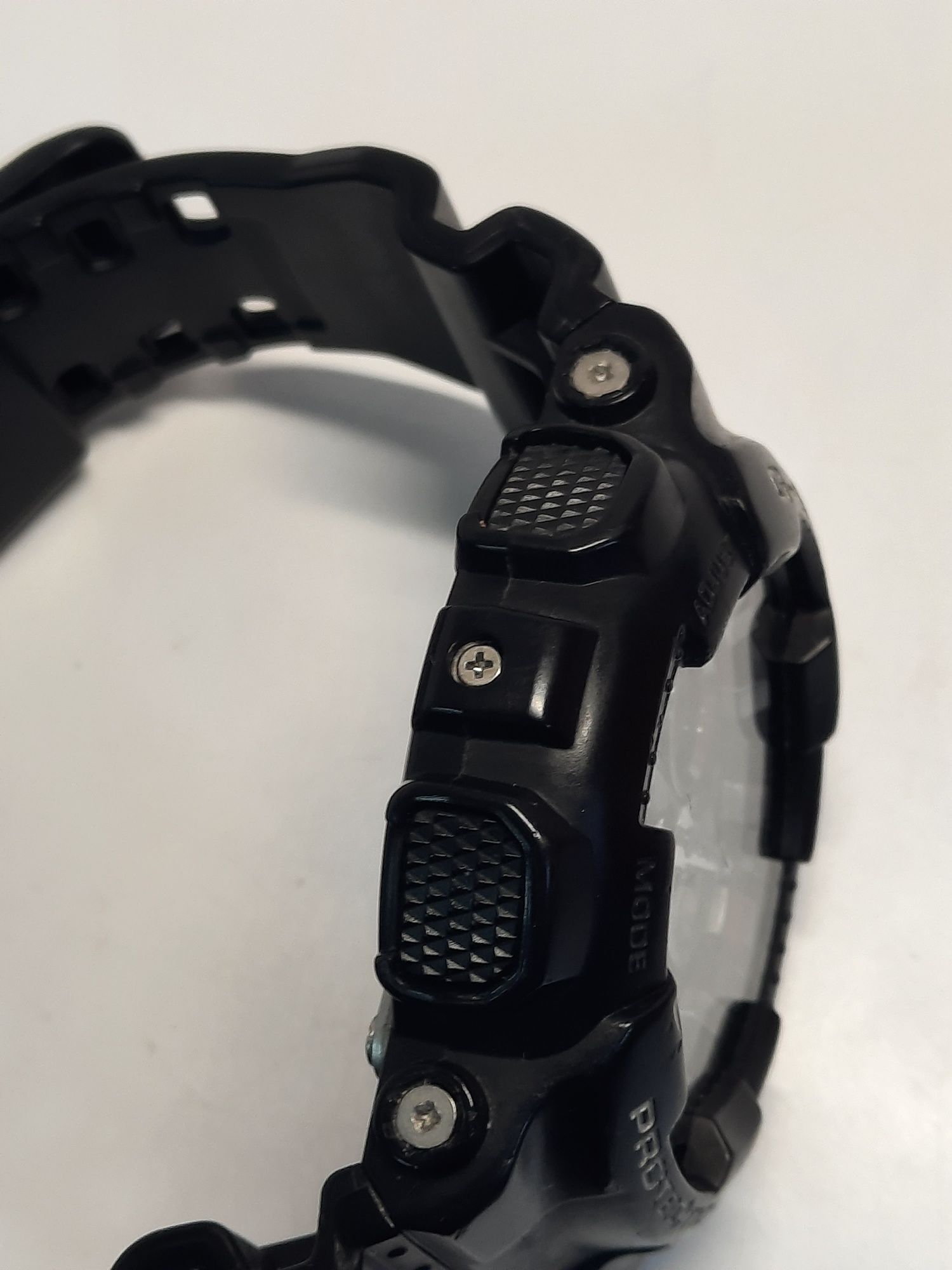 Годинник Casio G-Shock GA-140GM