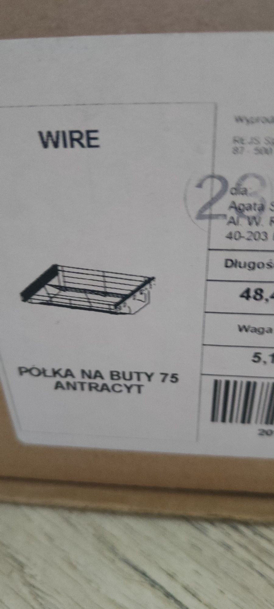 Wysuwana półka na buty