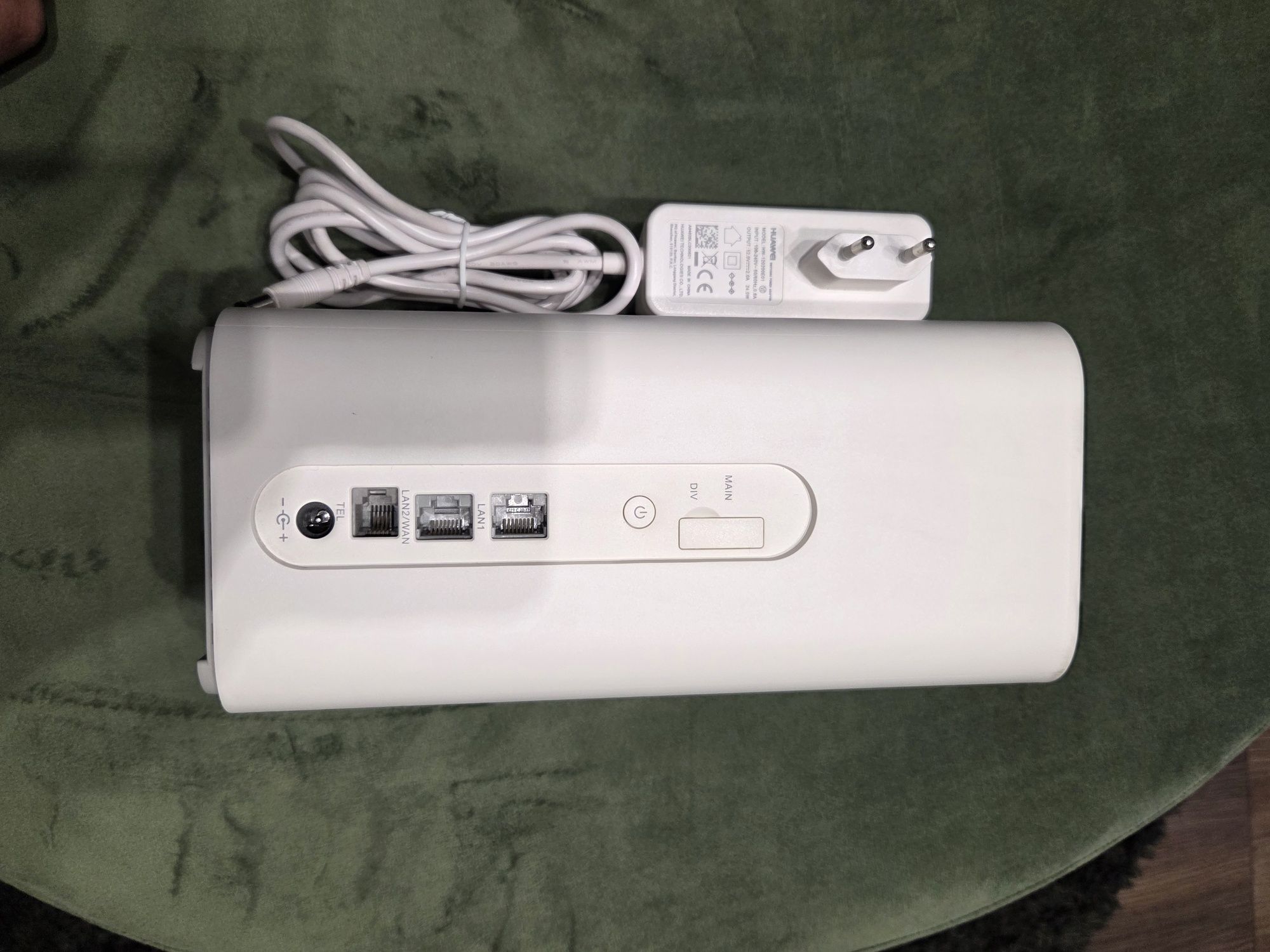 Router WI - FI Huawei B818-263 LTE 2.4/5 GHz