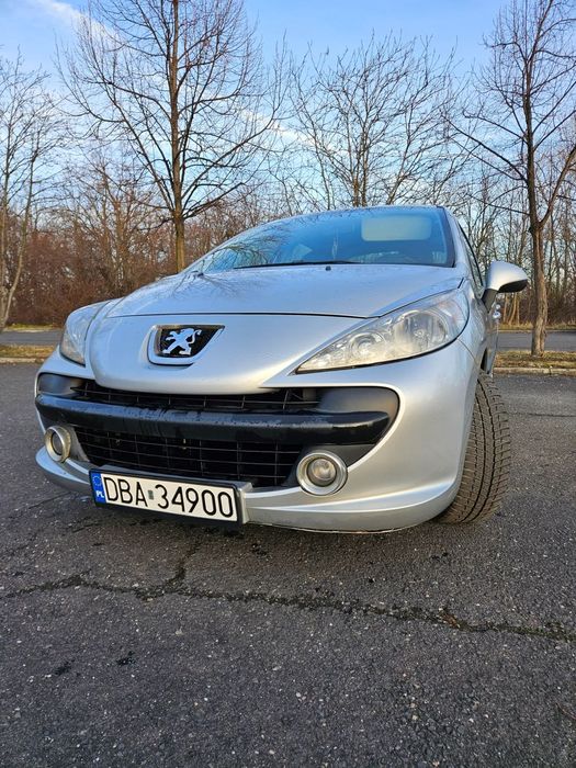 Peugeot 207 Sprzedam lub zamienie na Piaggio Vespa