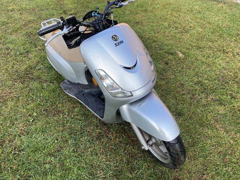 Sym Fiddle II 125 czasza silnik lagi osłony owiewki kokpit linka częśc