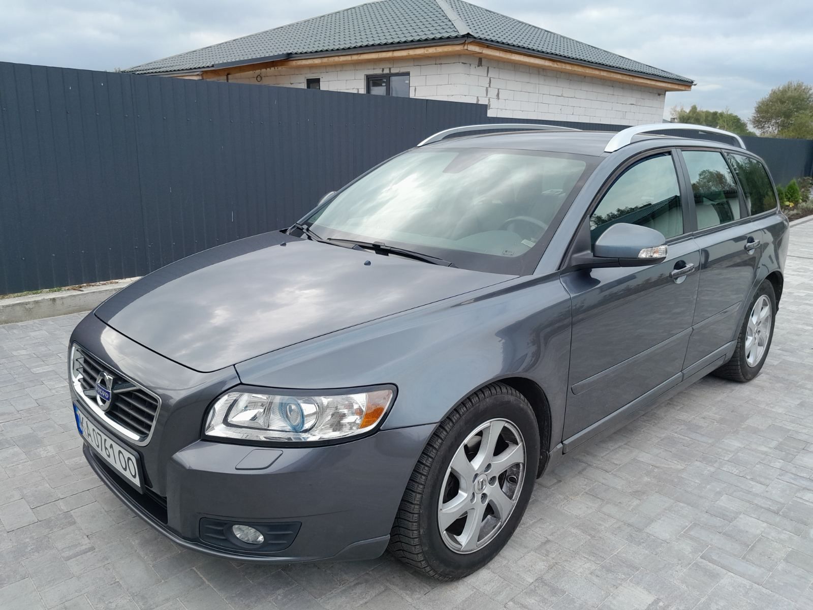 Volvo v 50 2011р