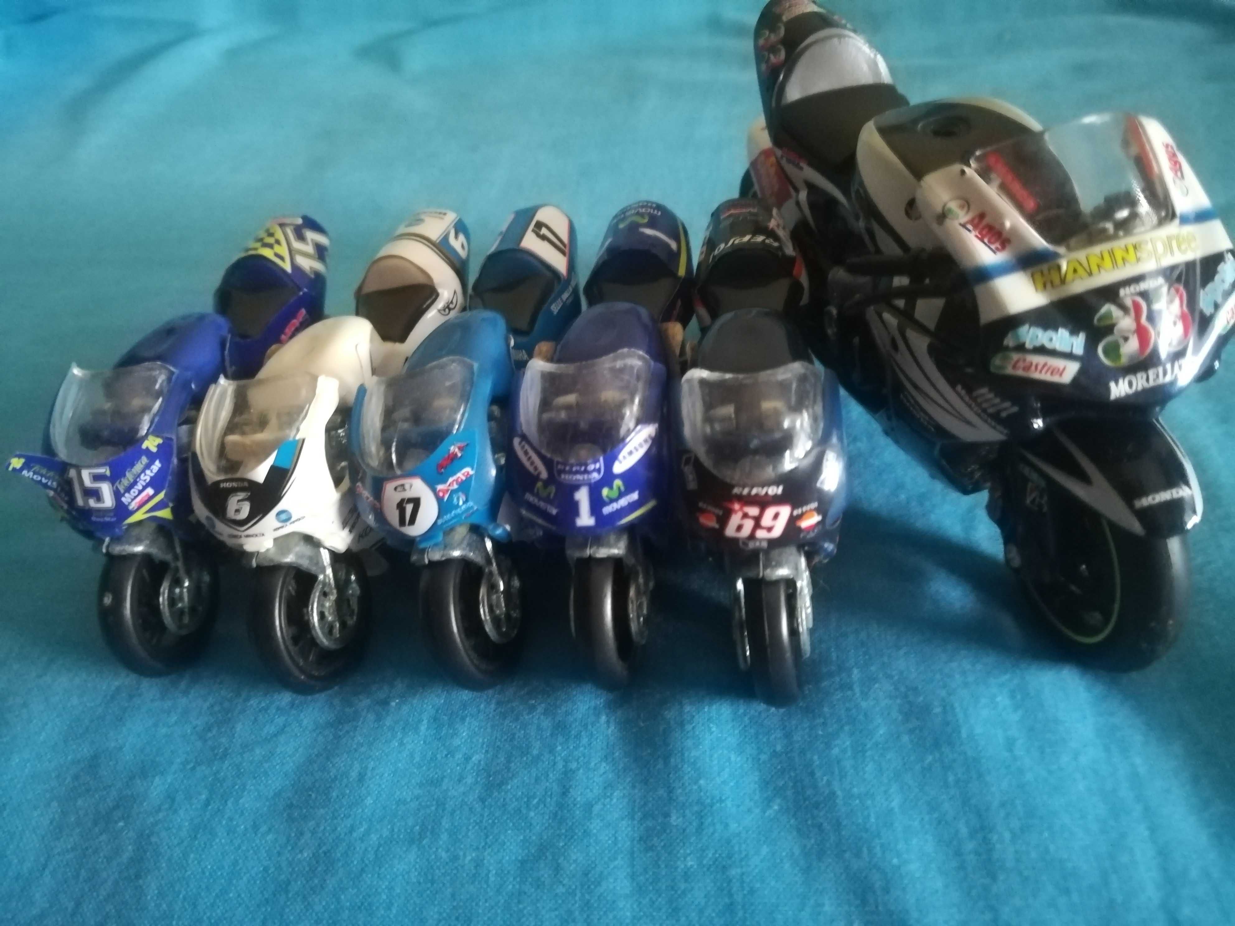 seis miniaturas MotoGp todas por 6€