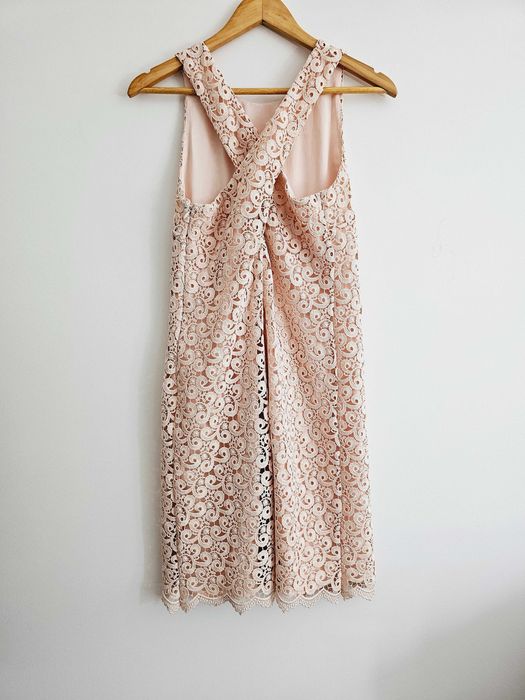 Sukienka w koronkę Massino Dutti r. 38