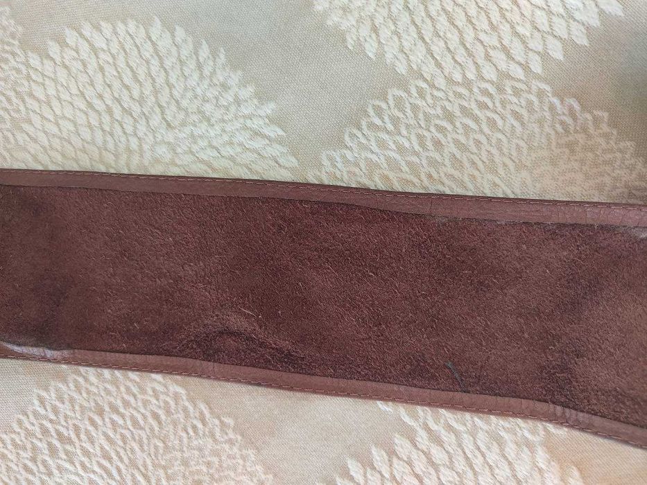 Cinto de senhora modelo de "dar nó"