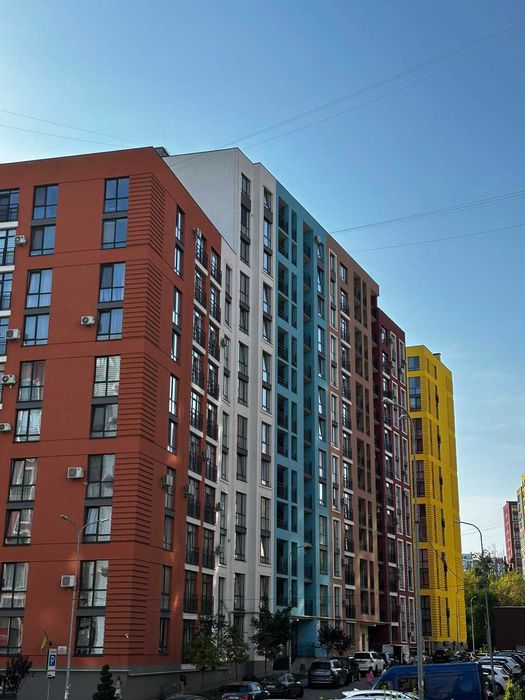 Продам комірку на вул. Шевченка 60 (Семицвіт). 5й корпус. 3,3кв.м.