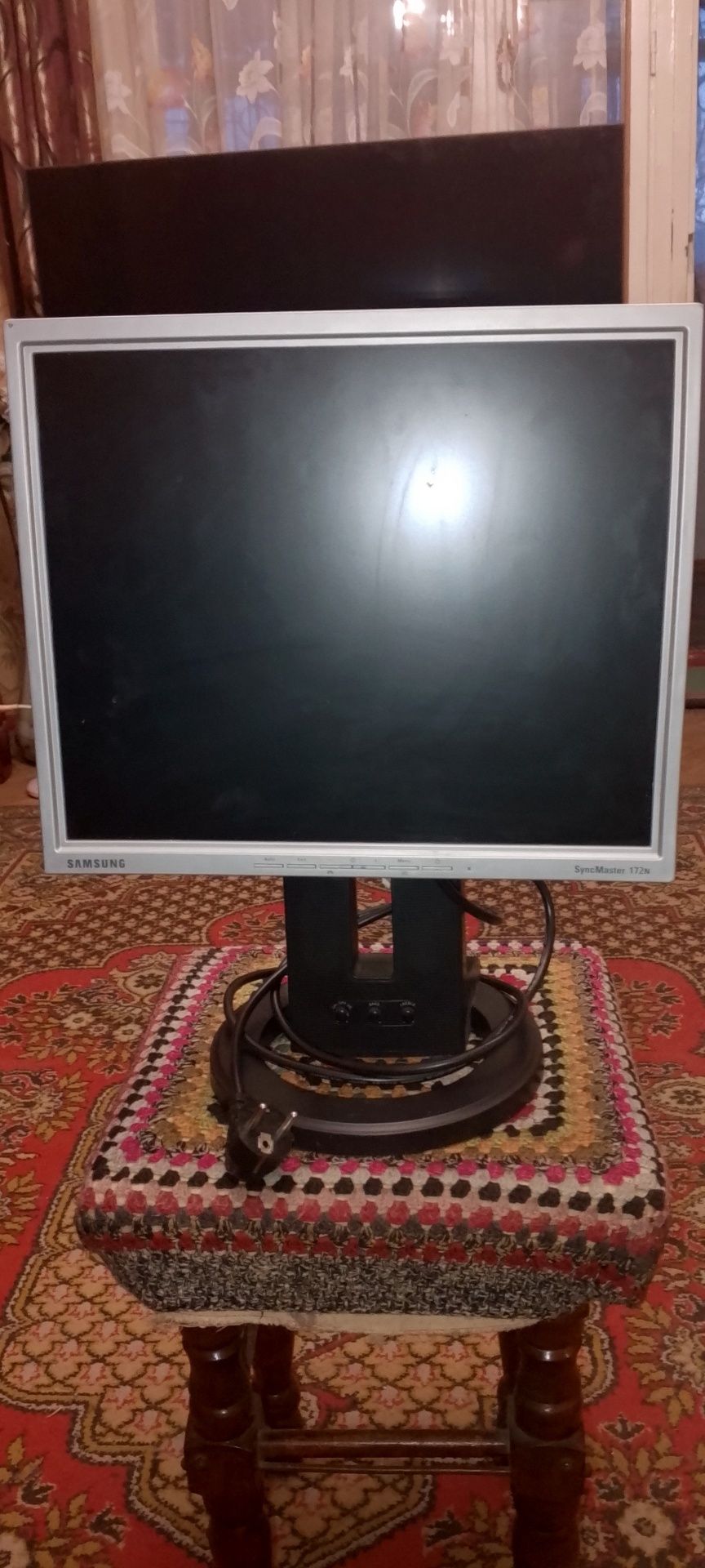 Продам монитор для пк