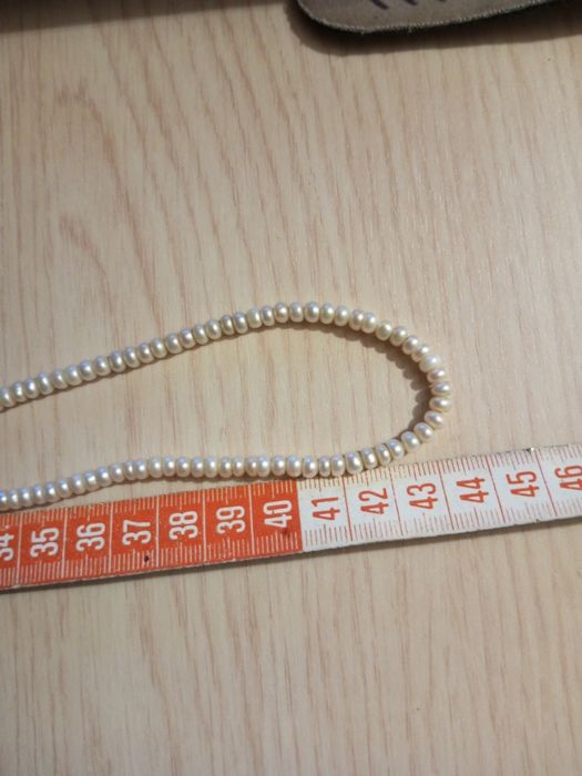 Намисто з натуральних перлів