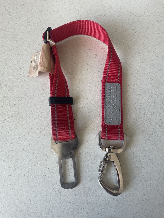 Pas bezpieczeństwa dla psa lub kota do samochodu