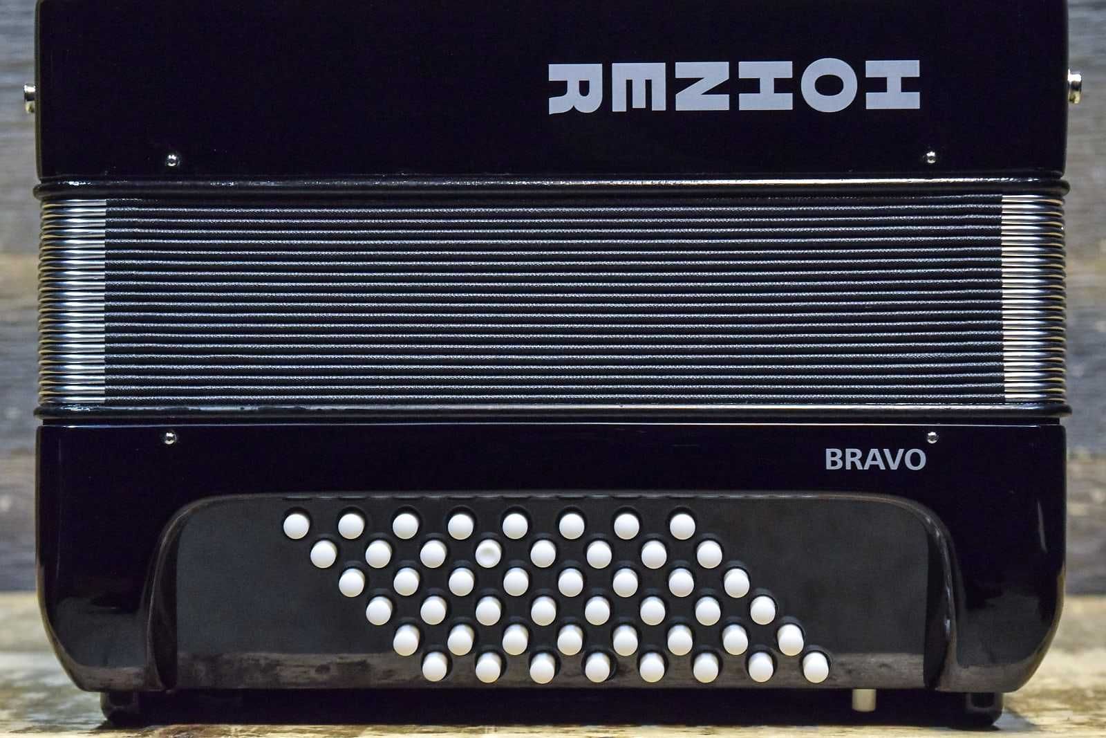 Hohner Bravo II NOVOS por estrear com garantia