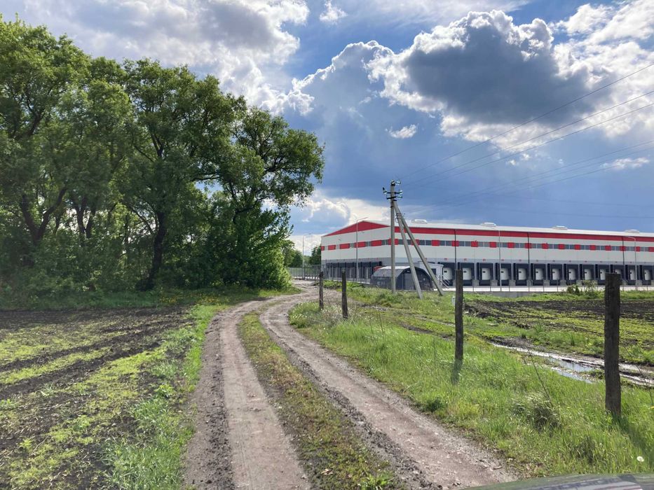 Продам земельну ділянку під комерцію у Вінниці, чудова локація!