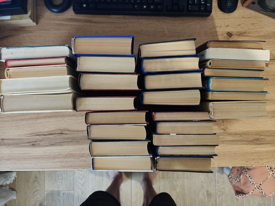 Разные книги одним лотом