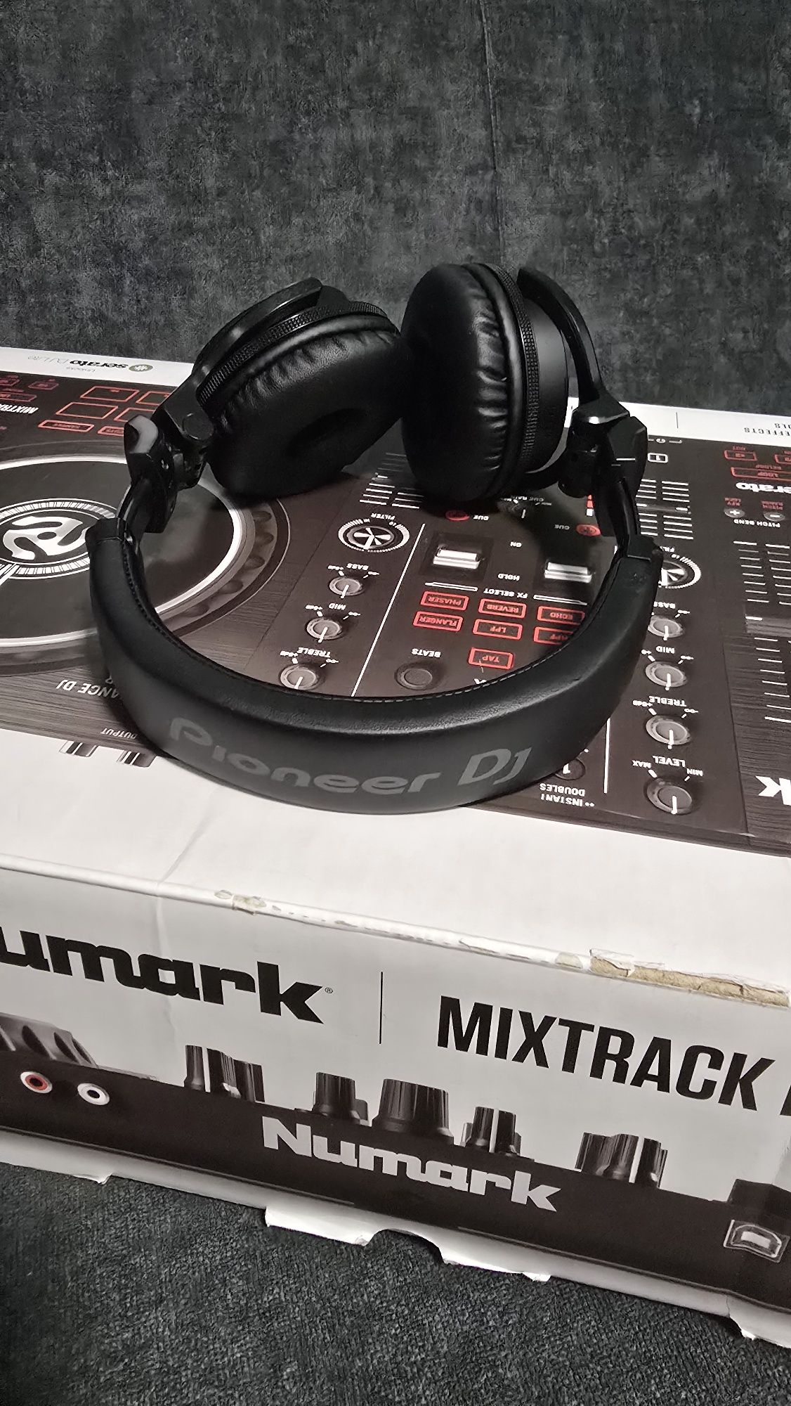 Konsola DJ Numark Pro FX