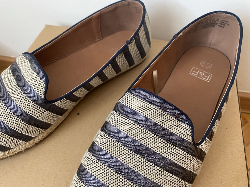 Buty espadryle granatowe beżowe