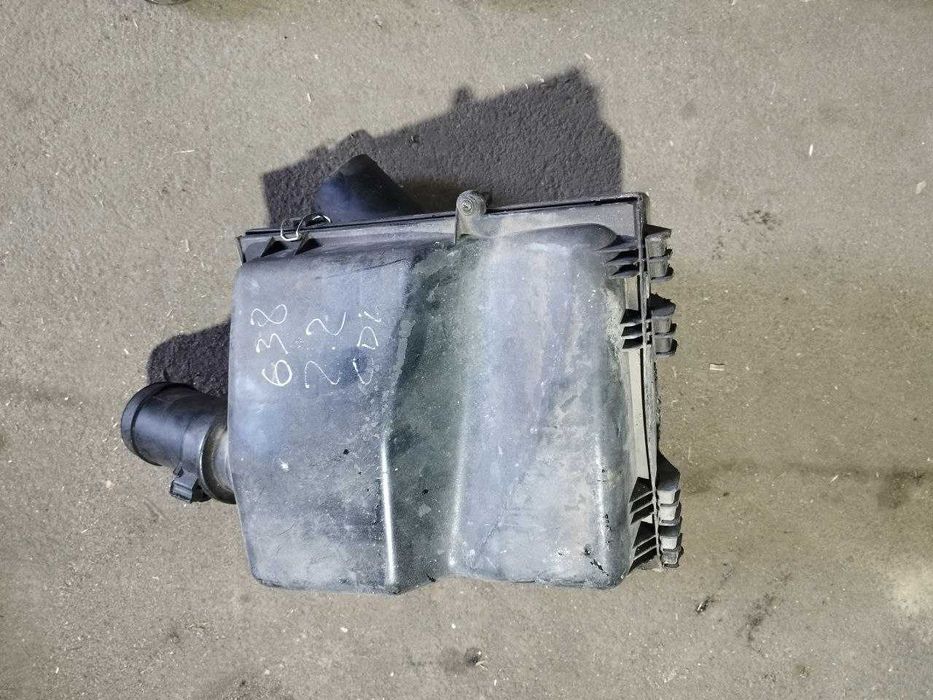 Корпус повітряного фільтра Mercedes Vito 638 2.2 CDI