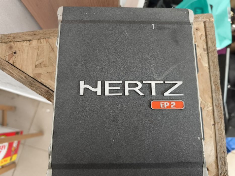 Subwoofers e amplificador