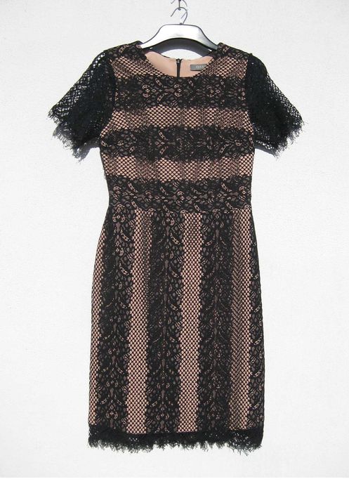 Ажурное бежевое миди платье с чёрным гипюром Oasis M